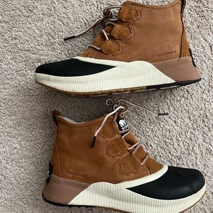 Sorel Out & About Boots